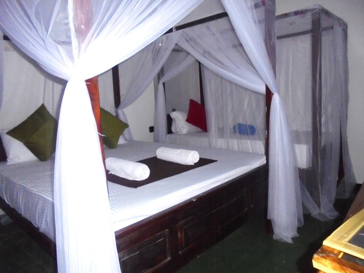 Surf Bay Resort Arugam Bay Esterno foto