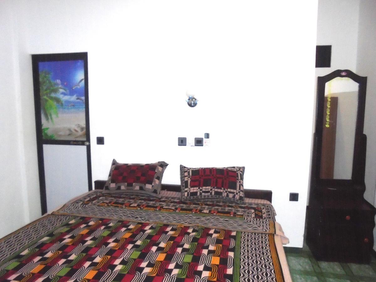 Surf Bay Resort Arugam Bay Esterno foto
